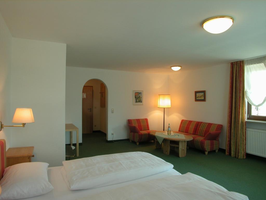 Hotel Bussi Baby Bad Wiessee Exterior foto